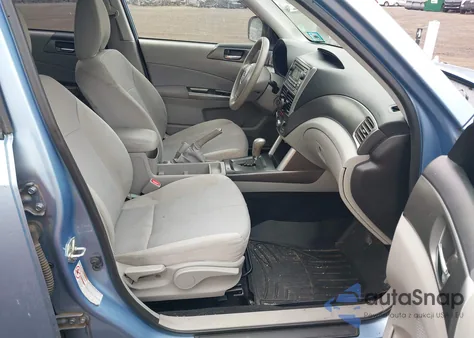 2012 Subaru Forester 2.5X Premium z USA, uszkodzony, nr VIN JF2SHADC6CH408604